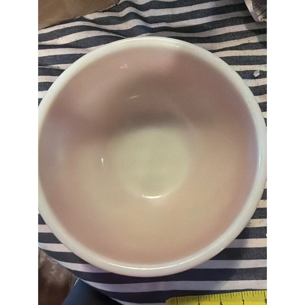 Vintage reddish Milk Glass Mixing Bowl Mid-Century Modern Retro Kitchen 7.5 Inch